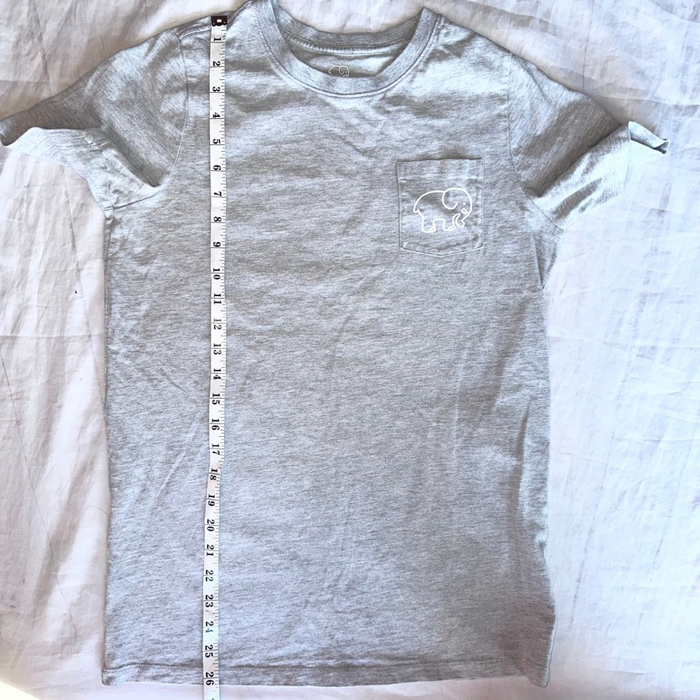 NWOT Women’s Medium SS Ivory Ella Elephant Print Organic Cotton TShirt - Picture 7 of 7